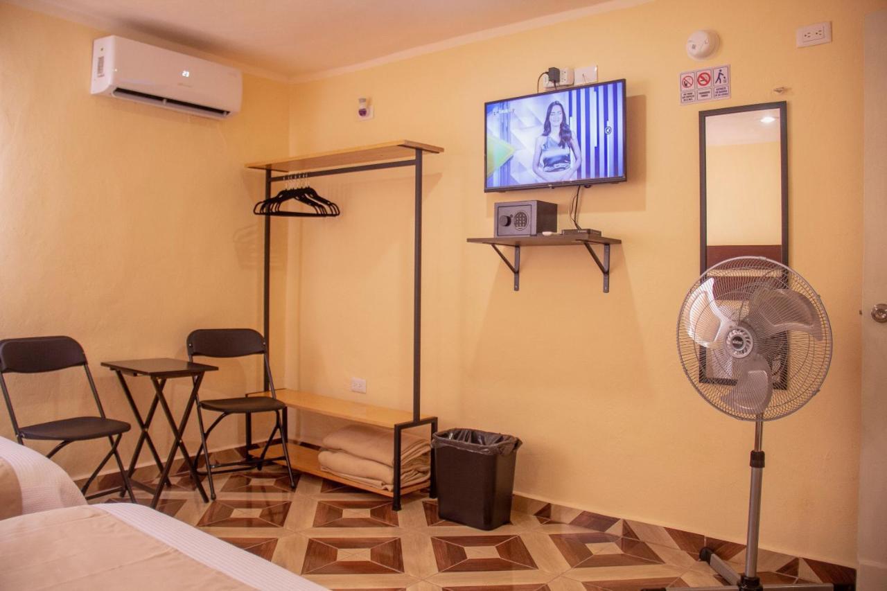 Vila Casa 3 Torres En El Barrio Santiago, Centro. Mérida Exteriér fotografie